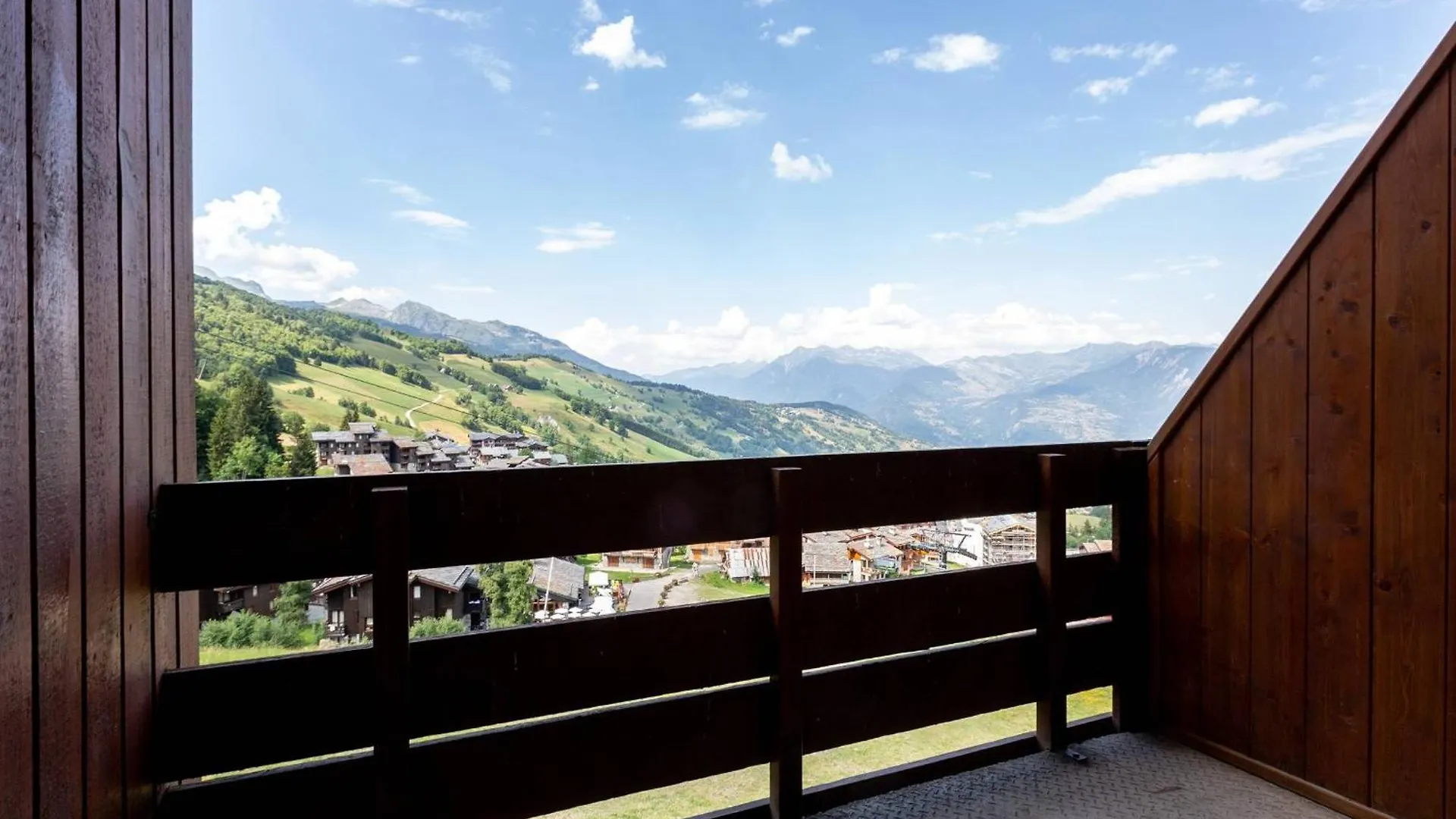 Valmorel: 2 Pieces + Cabine, Skis Aux Pieds, Wifi Inclus - Fr-1-356-223 Apartment France