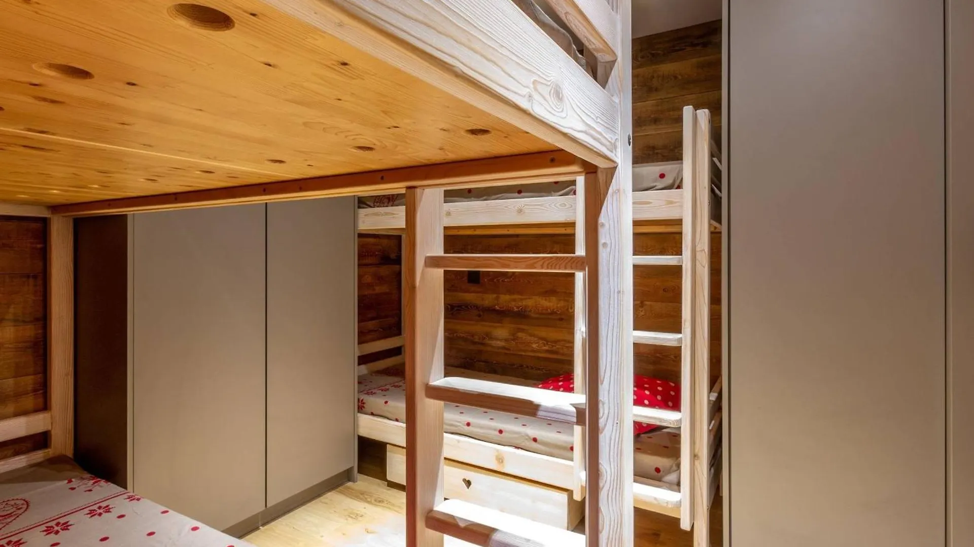 Valmorel: 2 Pieces + Cabine, Skis Aux Pieds, Wifi Inclus - Fr-1-356-223 Apartment 0*, Valmorel