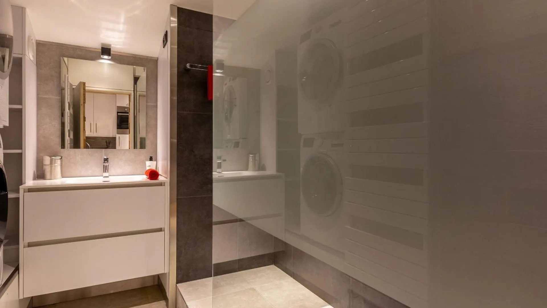 Valmorel: 2 Pieces + Cabine, Skis Aux Pieds, Wifi Inclus - Fr-1-356-223 Apartment Valmorel
